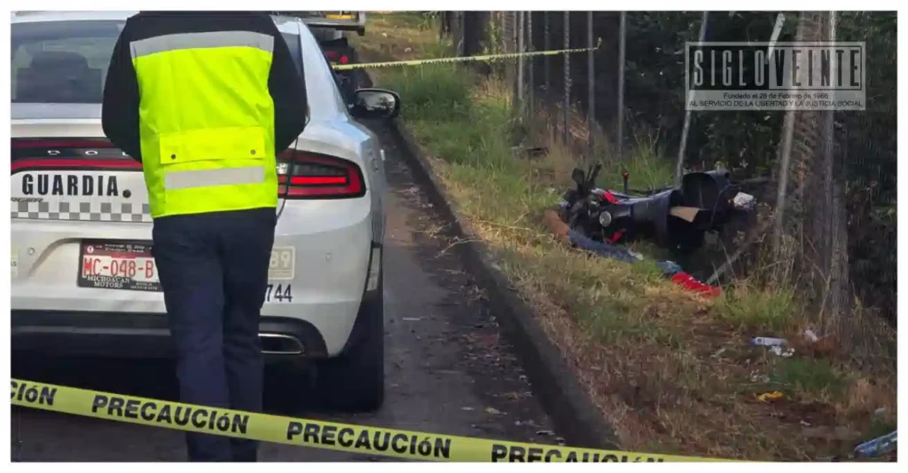 Motociclista pierde la vida en accidente carretero en Tacámbaro