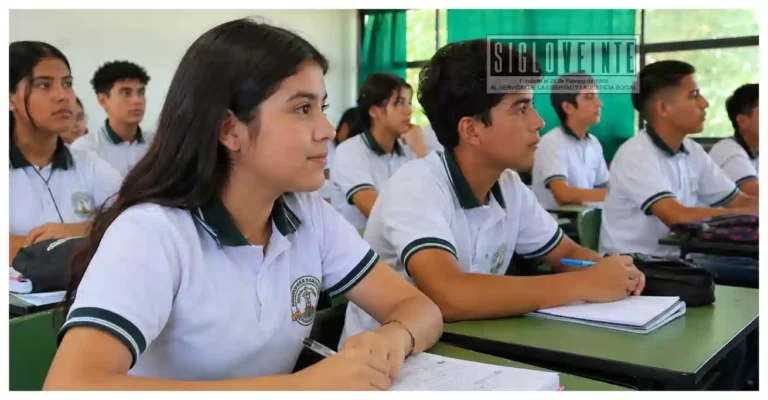 Adiós al examen de admisión: todos los estudiantes tendrán lugar en preparatoria o bachillerato público en Michoacán