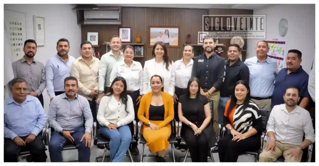 Alcaldes del PRD y SEE acuerdan agenda conjunta para atender rezagos educativos