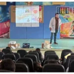 Alumnos del COBAEM Huetamo reciben charla sobre riesgos del vapeo y salud mental