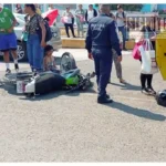 Choque entre motocicleta y patrulla de Guardia Civil deja dos lesionados en Morelia