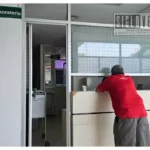 Denuncia en redes destapa desabasto y compras obligadas de material en el Hospital IMSS Bienestar Huetamo
