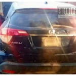 Hallan tres personas sin vida dentro de vehículo en carretera de Pátzcuaro