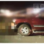 Muere albañil al chocar su moto con camioneta en la carretera Zinapécuaro-Álvaro Obregón