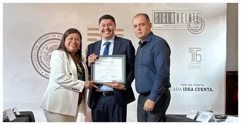 Reconoce Congreso del Estado a la Clínica de Disrafismo Espinal dirigida por el doctor Agustín Calderón Pérez