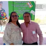 Reconocen trayectoria de 25 años de servicio de la maestra Evangelina Madrid en La Calera, municipio de Zirándaro
