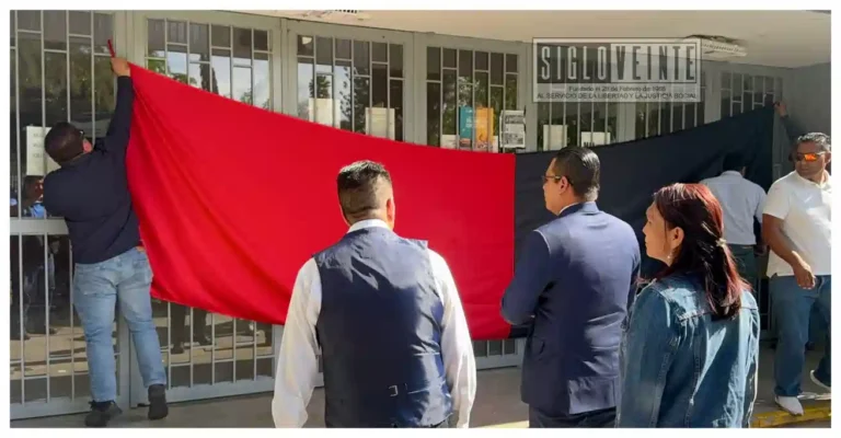 Tras retiro de banderas rojinegras, la Universidad Michoacana anuncia regreso a clases el lunes