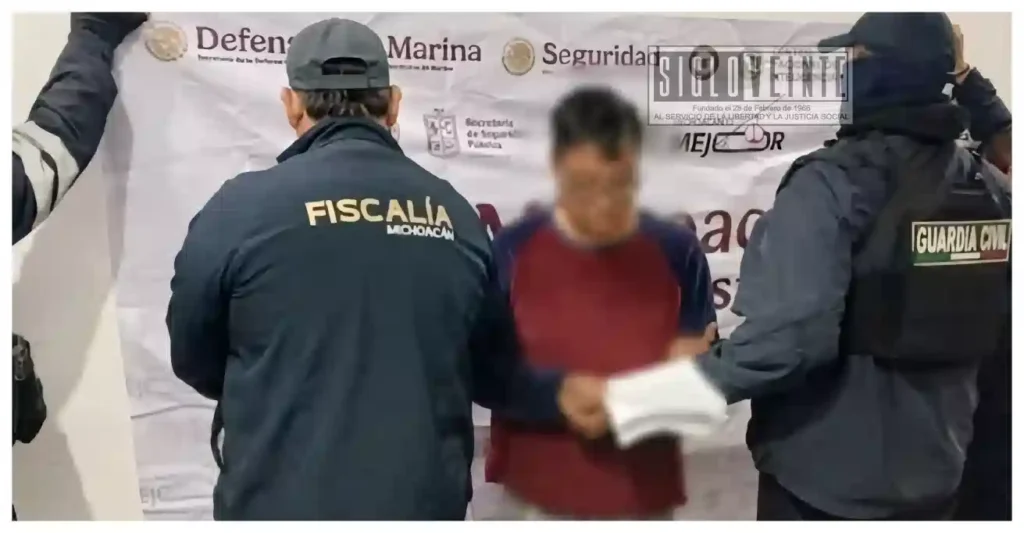 Arrestan a profesor señalado por presuntos delitos sexuales en secundaria de Tlalpujahua