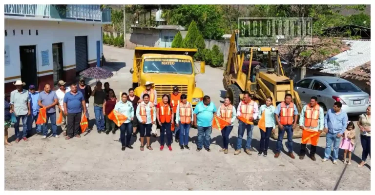 Ayuntamiento de Nocupétaro pavimenta la calle 20 de Noviembre en la tenencia de Melchor Ocampo
