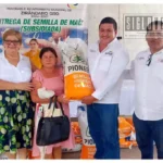 Encabeza Jaime Torres entrega de semilla mejorada para productores de Zirándaro
