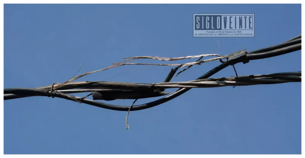Habitantes de Ceibas de Urúetaro, localidad del municipio de Huetamo, denuncian más de ocho días sin energía eléctrica