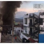 Incendio consume bodega de reciclaje en Zitácuaro; no se reportan personas lesionadas