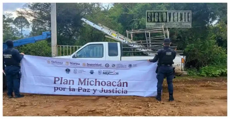 Recuperan camioneta robada en Villa Madero; un hombre fue detenido tras intentar escapar