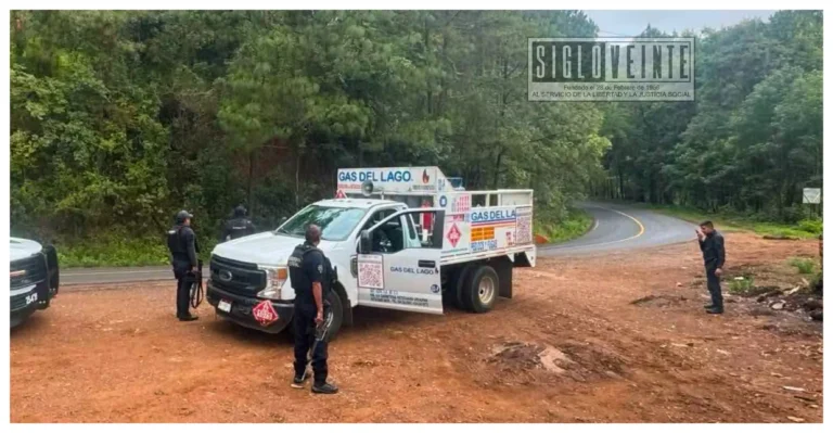 Recuperan en la carretera Villa Madero-Acuitzio camioneta de empresa gasera reportada como robada