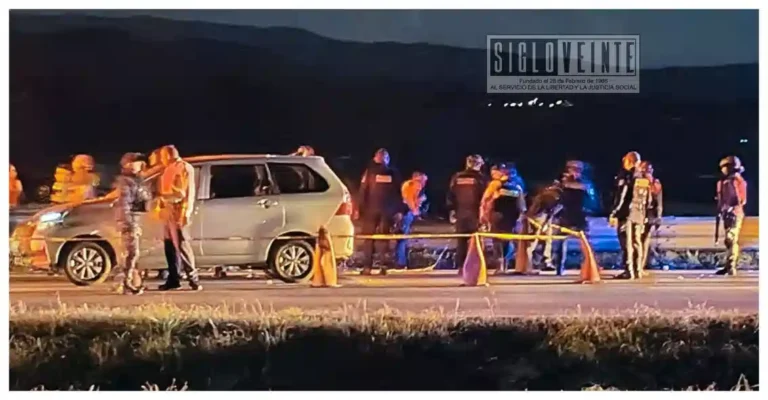 Una familia atacada a balazos en la carretera Morelia-Pátzcuaro; un hombre murió y tres personas resultaron heridas
