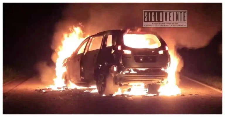 Camioneta es incendiada por civiles armados en la carretera Zacapu-Erongarícuaro