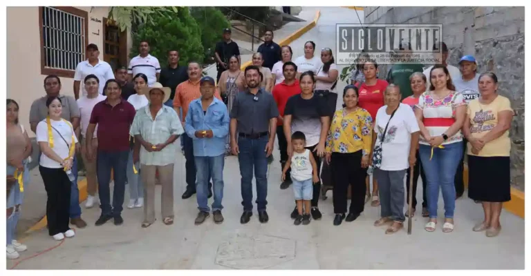 Carácuaro fortalece su infraestructura con nueva calle pavimentada en la colonia El Mirador: Hever Tentory