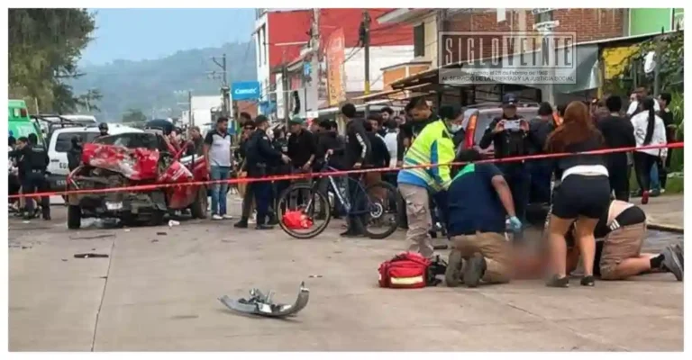 Choque frontal en Uruapan deja un muerto y cinco lesionados, entre ellos dos menores