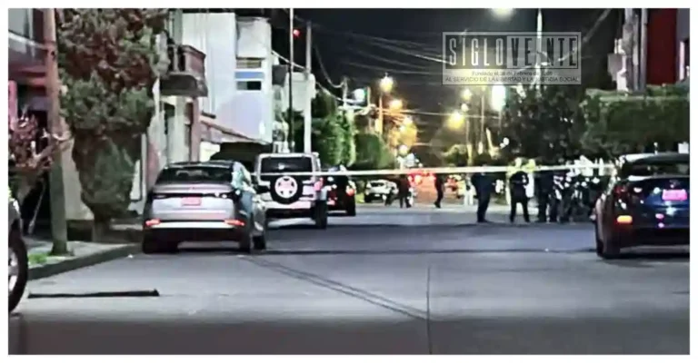 Conductor de auto resulta herido tras resistirse a presunto asalto en Uruapan
