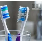 ¿Cuándo es momento de cambiar el cepillo de dientes? Esta es la recomendación para cuidar tu salud bucal