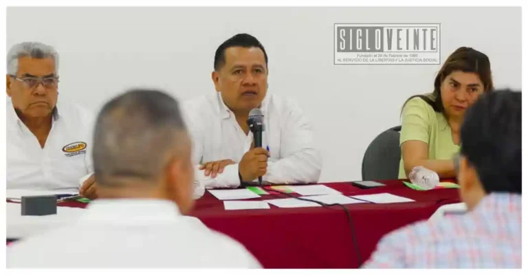 En Huetamo, Carlos Torres Piña advierte que no permitirá el regreso de gobiernos corruptos en Michoacán