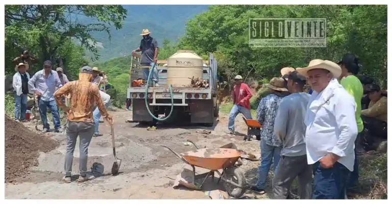 Jaime Torres anuncia más apoyo y maquinaria para rehabilitar caminos en comunidades apartadas de Zirándaro