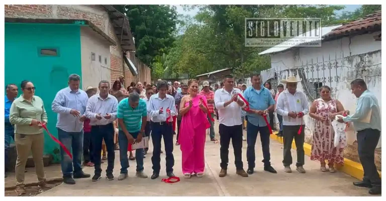 Jaime Torres entrega pavimentación en Guayameo; beneficia a cerca de mil 500 habitantes