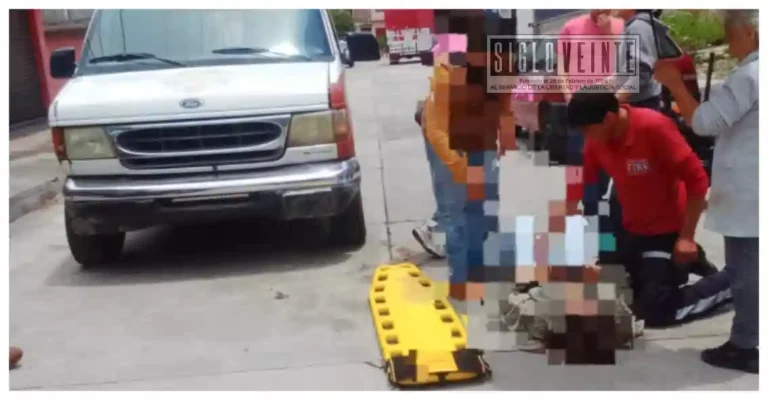 Mujer resulta lesionada tras presunto choque entre dos motocicletas en Zitácuaro