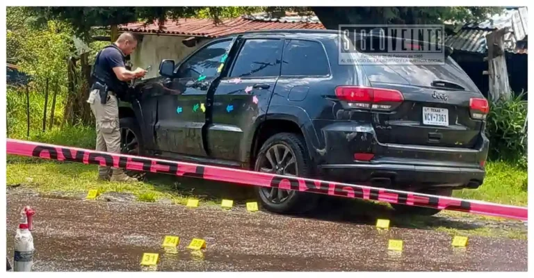 Acrbillan dos durante ataque armado en Santa Clara del Cobre; viajaban en una camioneta con placas de Texas