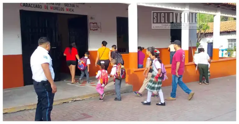 Agrupamiento de Seguridad Vial realiza Operativo Escuela Segura por regreso a clases en Carácuaro