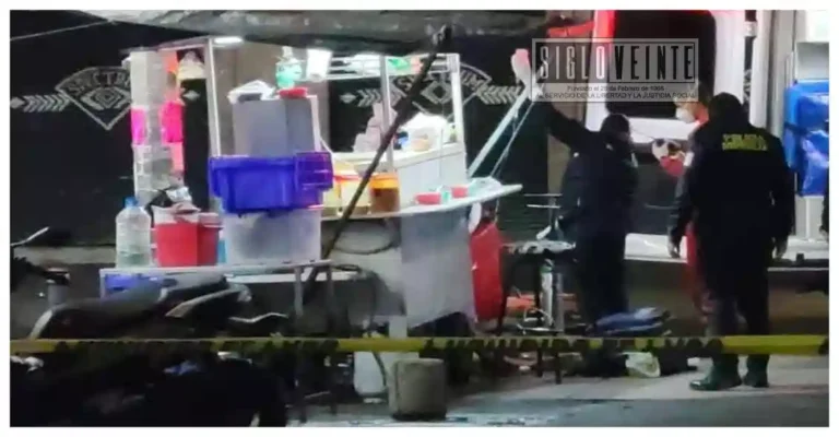 Balean a hombre mientras cenaba en puesto de tacos en Morelia; agresores logran escapar
