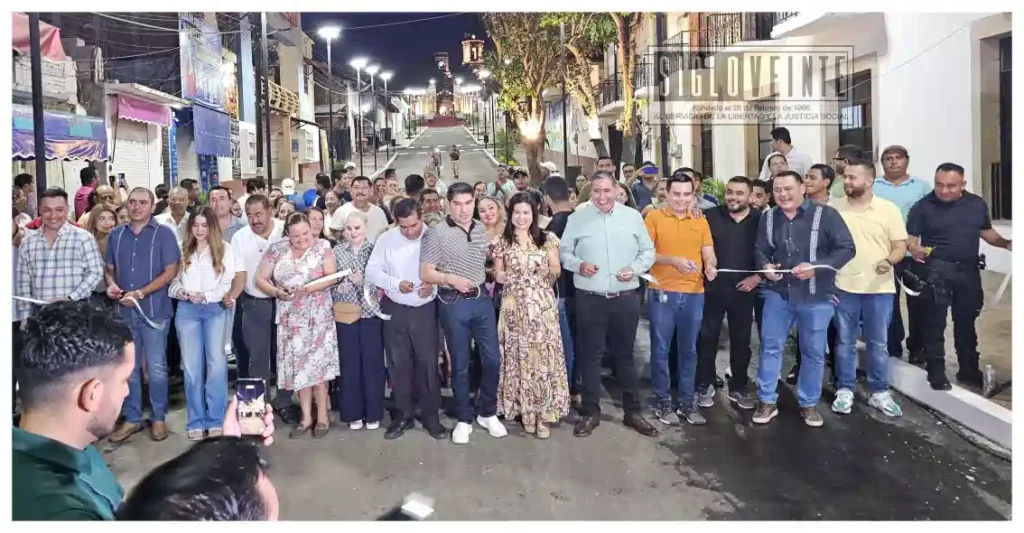 Inaugura Pablo Varona la rehabilitación de la calle Fray Juan Bautista Moya en Huetamo