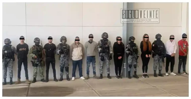 Operativo federal en Michoacán deja nueve detenidos, entre ellos la hija y pareja de un líder criminal; liberan carreteras bloqueadas