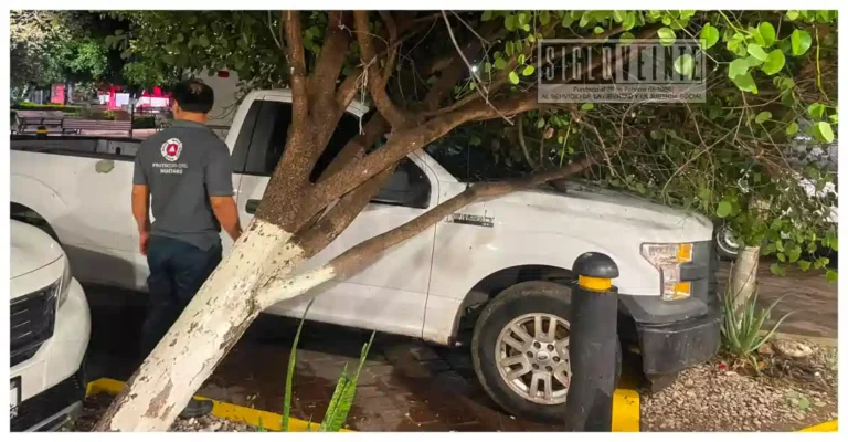 Tormenta de ayer domingo deja daños en distintos puntos de Huetamo; Protección Civil Municipal continúa atendiendo a la población