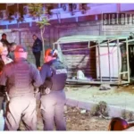 Camioneta vuelca frente a complejo de la FGE en Morelia; copiloto resulta herido