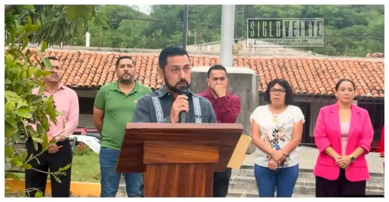 Carácuaro conmemora el 261 aniversario del natalicio de José María Morelos y Pavón; “Fue aquí donde Morelos comenzó a soñar con un país distinto”: Hever Tentory