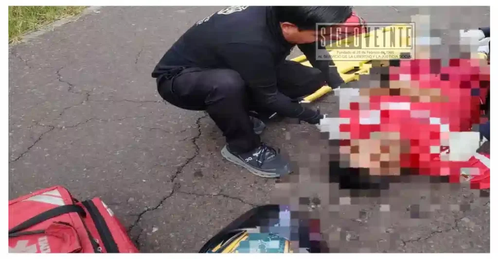 Derrape de motocicleta deja un hombre lesionado en camino al basurero de Zitácuaro