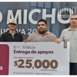 Gestiones del Gobierno de Carácuaro permiten entrega de apoyos del programa Sueño Michoacano a migrantes