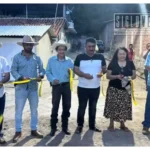 Gobierno de Zirándaro inaugura drenaje en Carachurio; Jaime Torres promete priorizar obras de servicios básicos