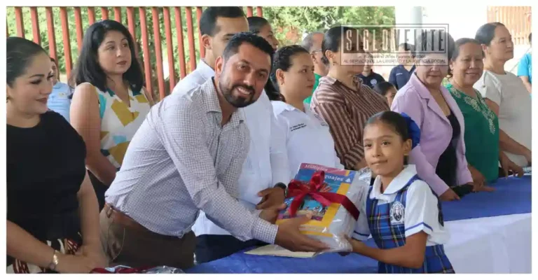Hever Tentory encabezada arranque del ciclo escolar 2026-2027 en Carácuaro