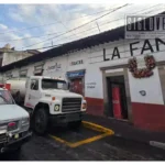 Incendio alcanza inmueble de la histórica tienda La Fama en Tacámbaro
