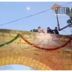 Rescatan a hombre de lo alto del Acueducto de Morelia; evitaron que se suicidara