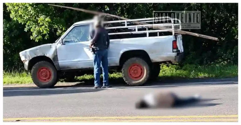 Adolescente muere y otro queda grave tras choque de motocicleta con camioneta en Peribán