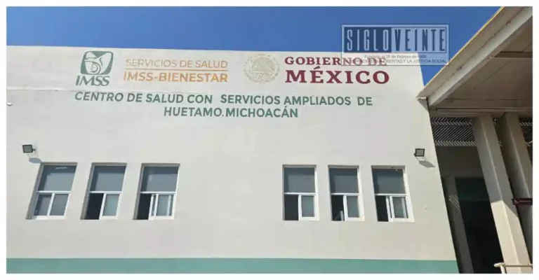 Anuncian vacunas gratuitas contra influenza, COVID-19 y neumococo en el Centro de Salud de Huetamo