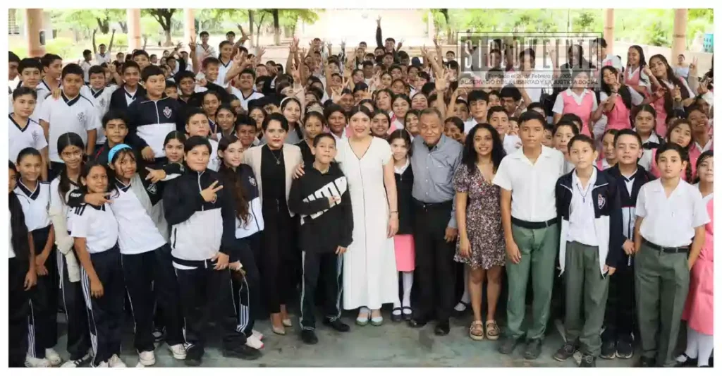 Buscan prevenir embarazos adolescentes y fortalecer proyectos de vida entre estudiantes de Secundaria 1 de Huetamo