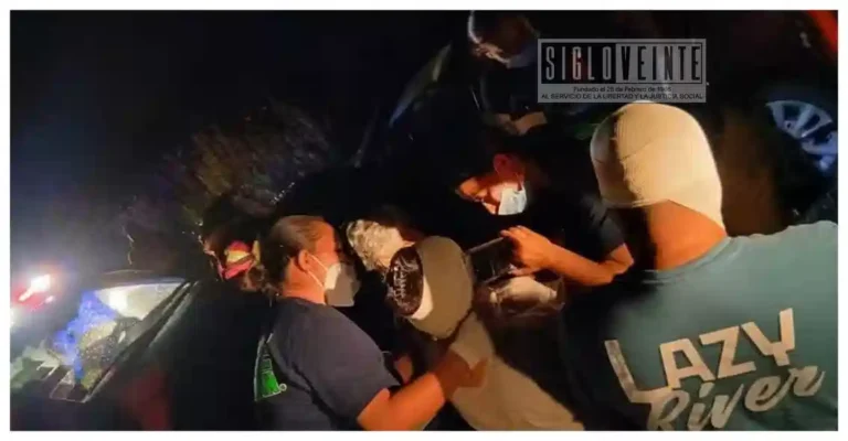 Choque frontal en la Uruapan-Paracho deja cinco lesionados; tres se encuentran graves