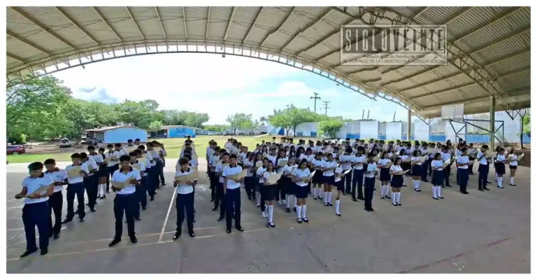 Cobaem Huetamo acerca a estudiantes al legado de Morelos con lectura de Sentimientos de la Nación