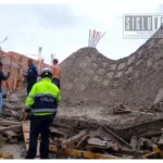 Colapsa cimbra en obra de construcción en Morelia; 25 trabajadores resultan lesionados