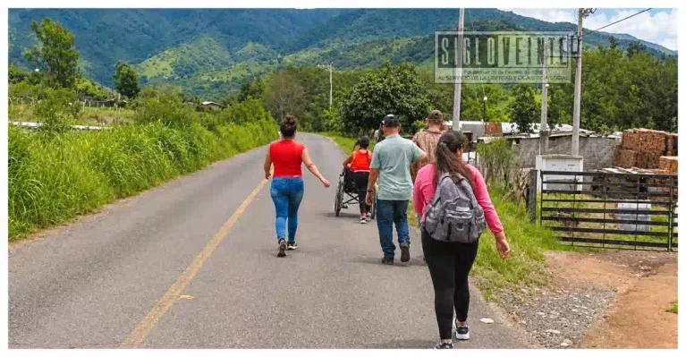 De acuerdo al INEGI, violencia obliga a dejar sus hogares a integrantes de más de 28 mil familias en Michoacán