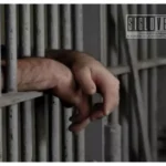 Dictan prisión preventiva a acusado de abuso sexual contra su hijastra en Huetamo